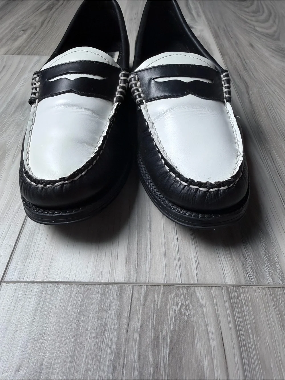 G.H. Bass Weejuns Black White Leather Penny Loafers Women’s 6.5